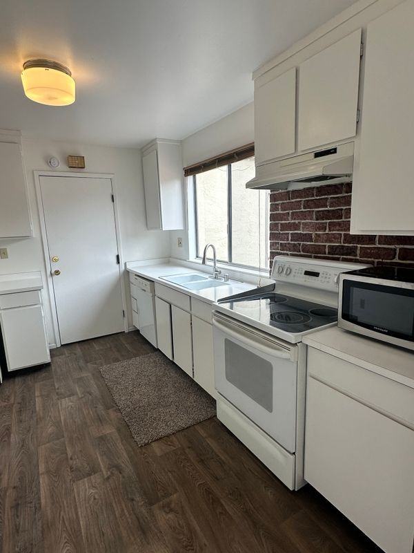 1532 Calle Enrique - Photo 7 of 25