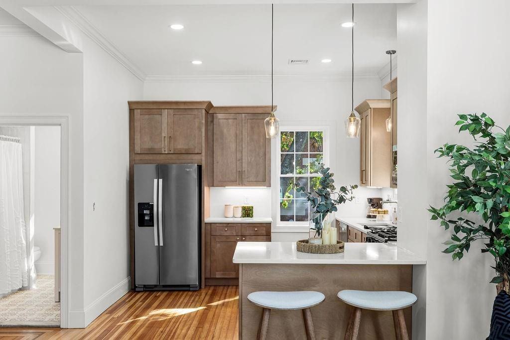 508 Charles St - Photo 3 of 26