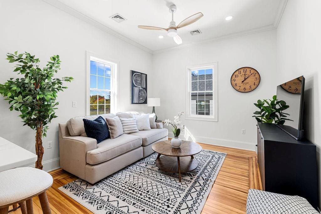 508 Charles St - Photo 7 of 26