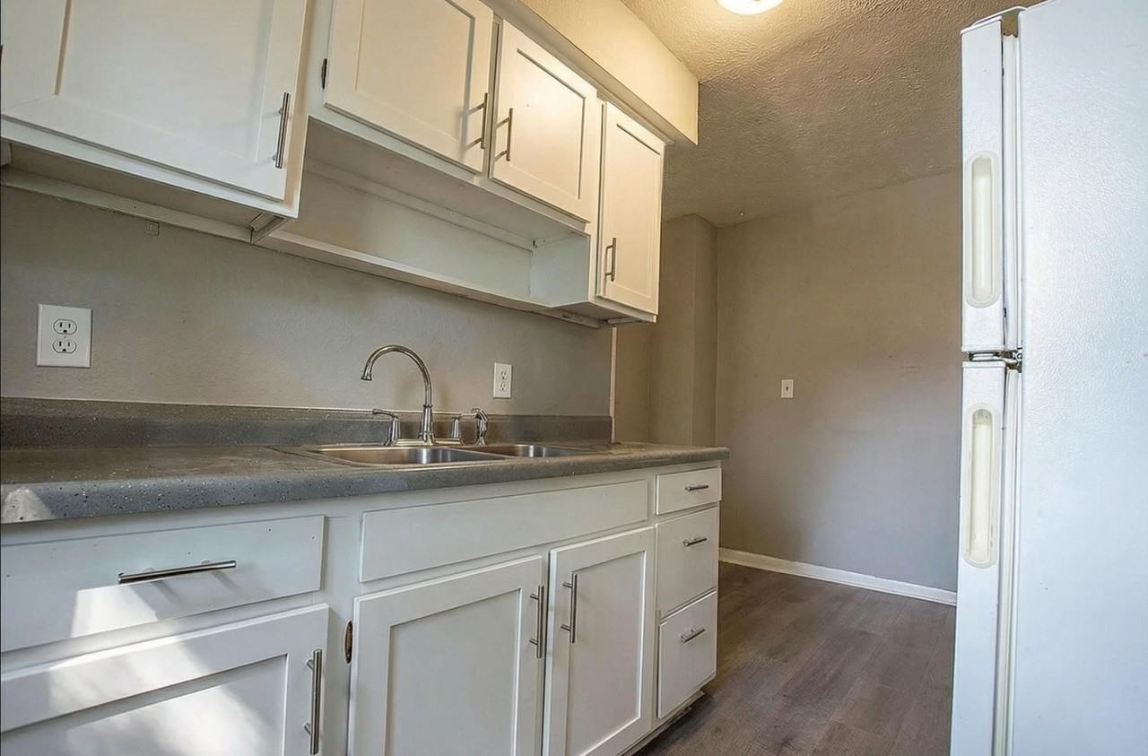 2033 4th Ave #2039 - Photo 5 of 14