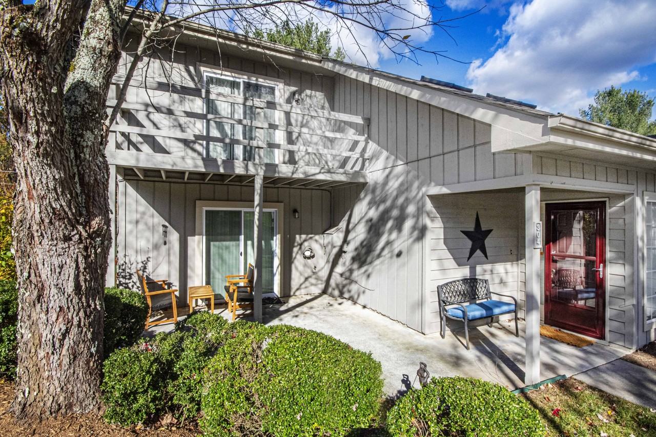 304 Chota View Pl #1 - Photo 6 of 41