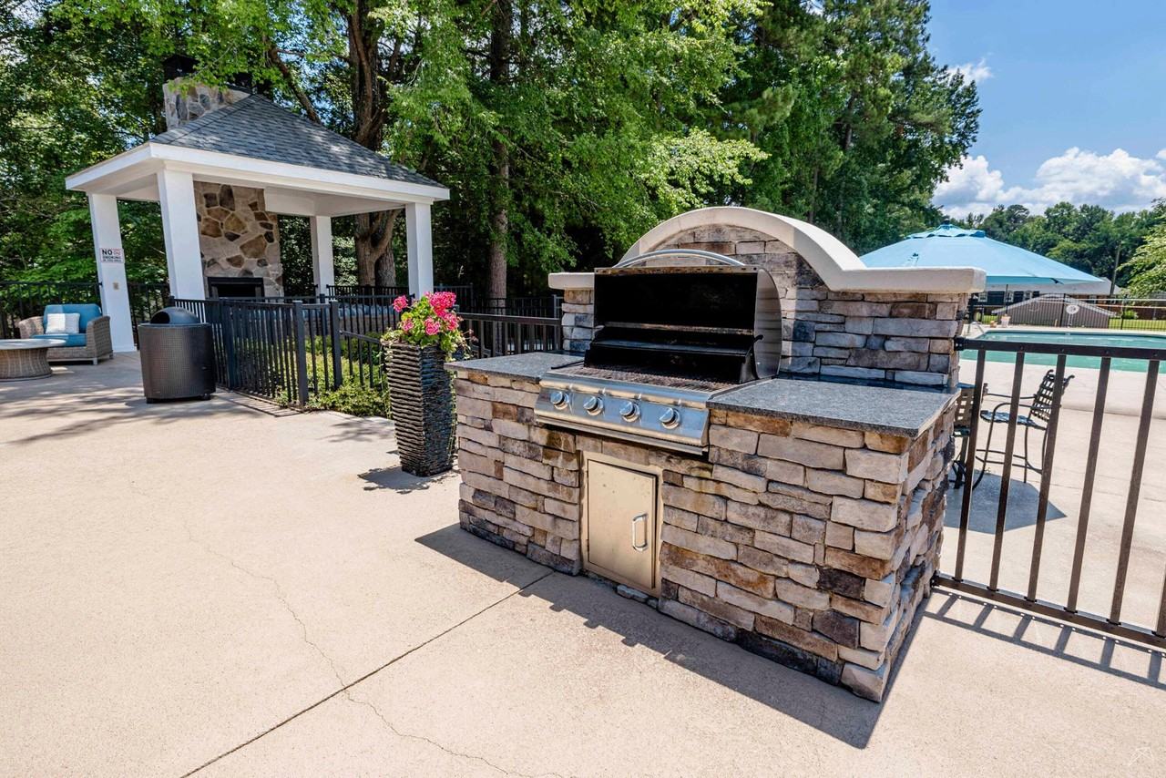 Woodland Creek Townhomes and Apartments - Photo 5 of 50