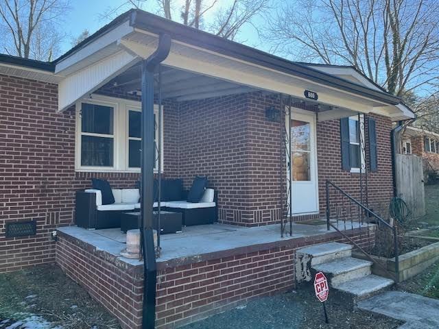 600 Hebron Rd - Photo 2 of 17