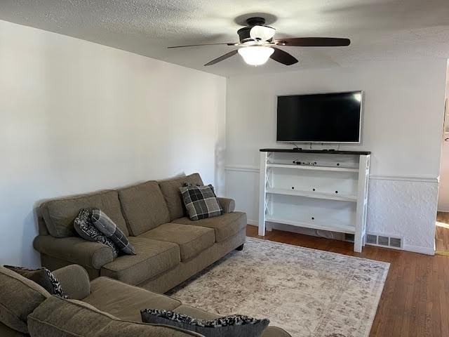 600 Hebron Rd - Photo 6 of 17