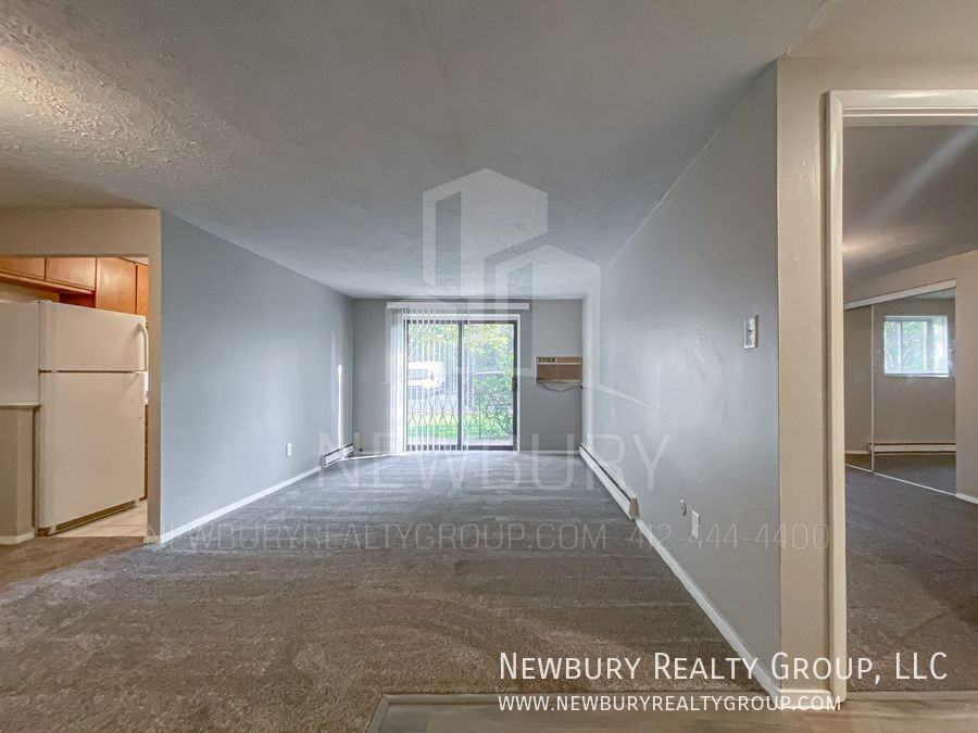 1459 Poplar St #5 - Photo 2 of 25