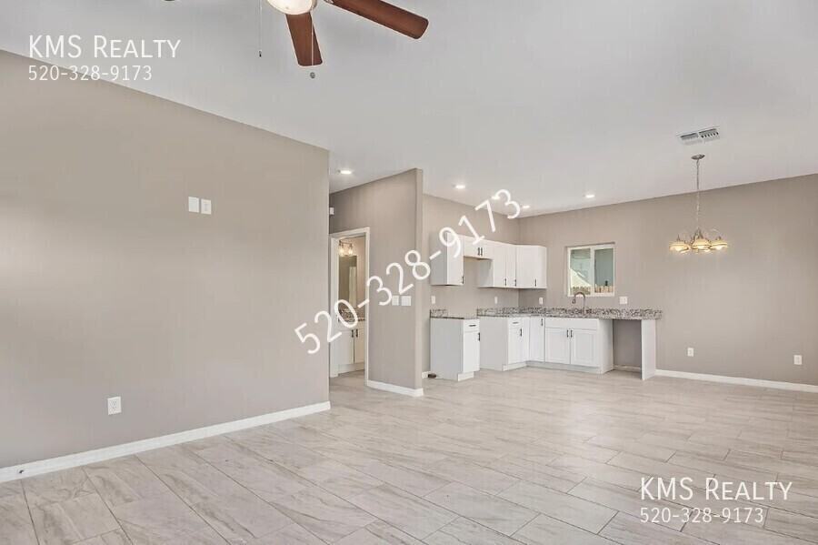 1304 S 5th Ave - Photo 5 of 16