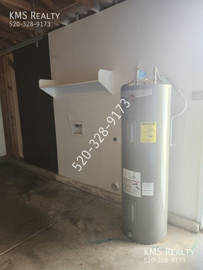 5218 W Wood Owl Dr - Photo 3 of 23