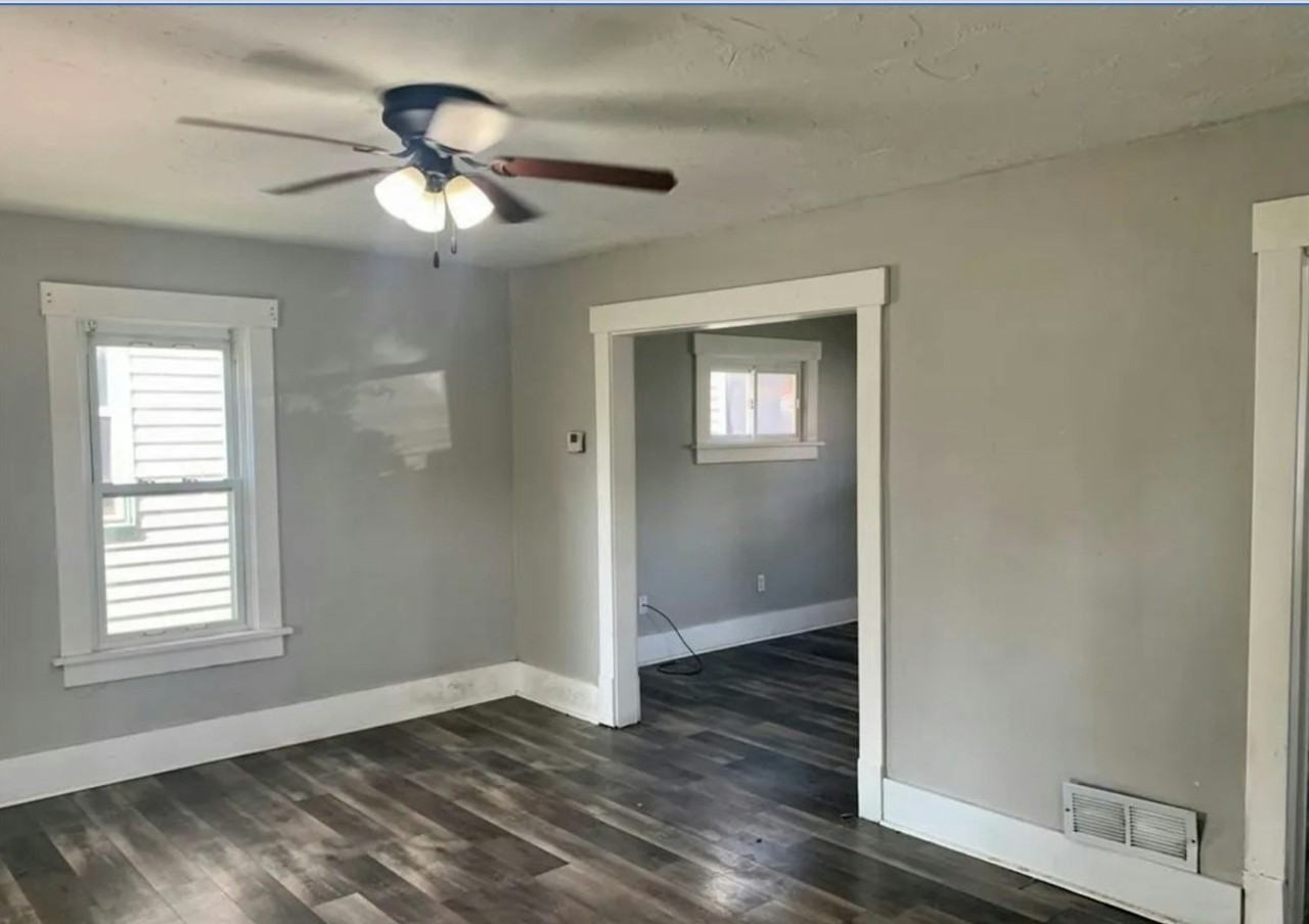 1520 Bryan Ave SW - Photo 7 of 11