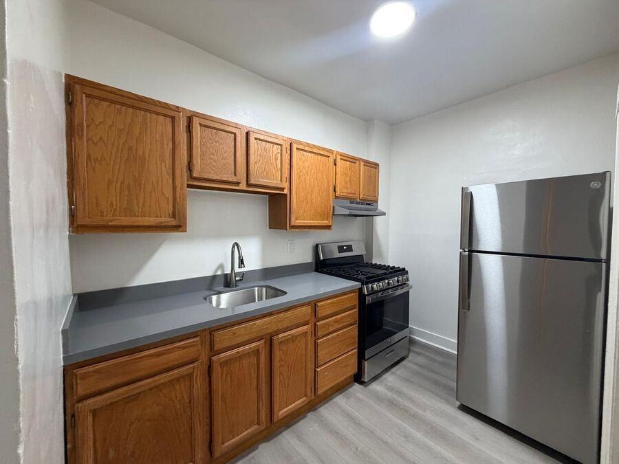 71 10th Street - Photo 3 of 6