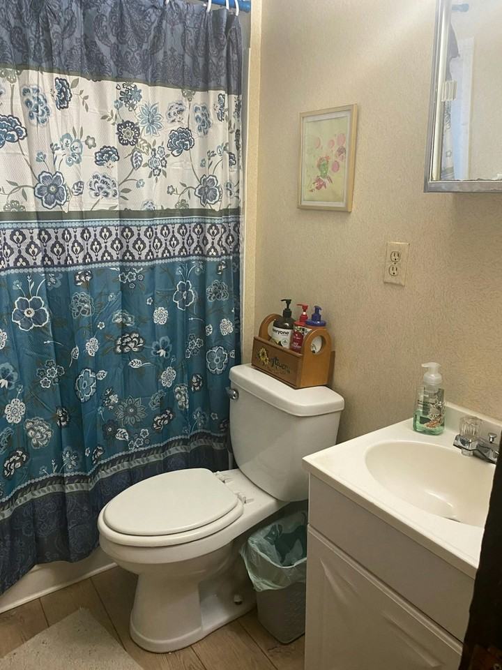 11 Station St, Unit 202 - Photo 2 of 8