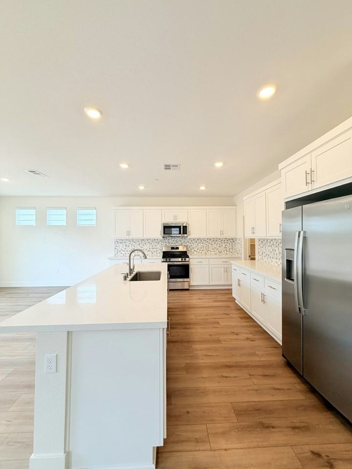 5168 Maniago Way - Photo 4 of 23