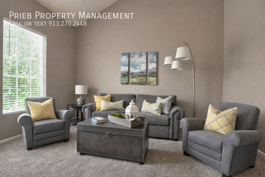 233 W Fountain Cir - Photo 2 of 32