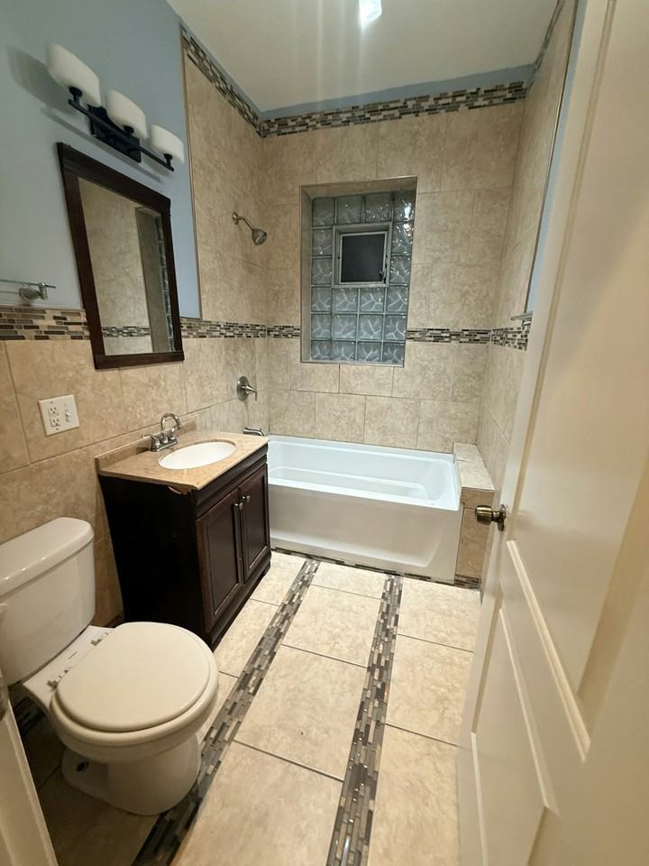 7942 South Harvard Avenue, Unit 2 - Photo 2 of 6