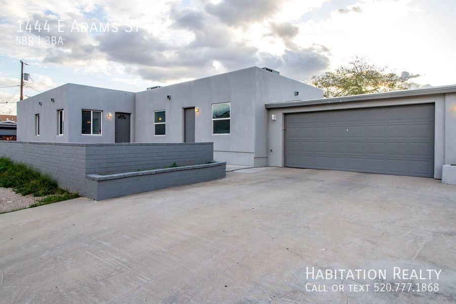 1444 E Adams St - Photo 2 of 18