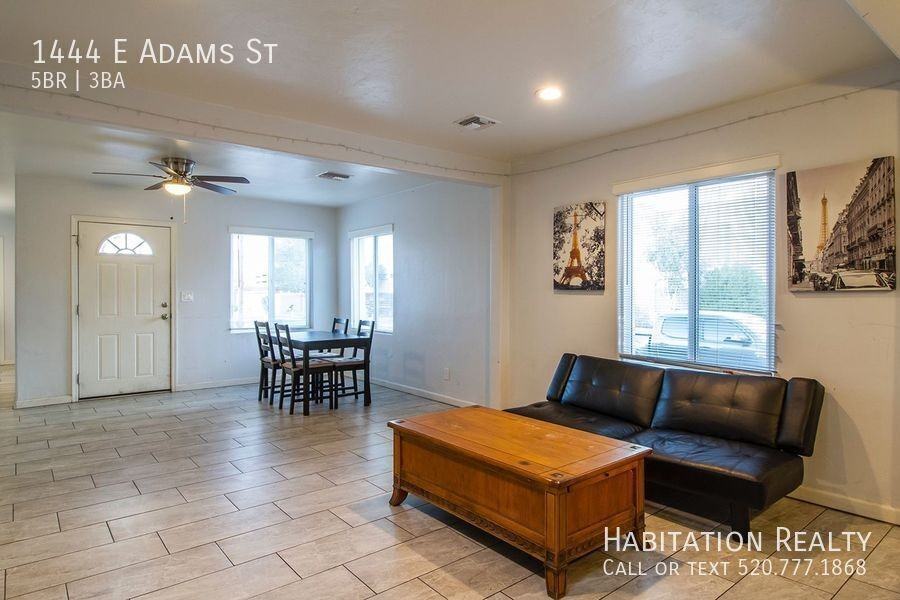 1444 E Adams St - Photo 6 of 18