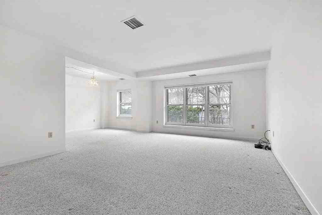 1 Watermill Pl - Photo 2 of 20