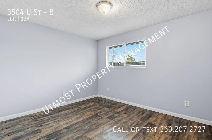 3504 U St #B - Photo 7 of 13