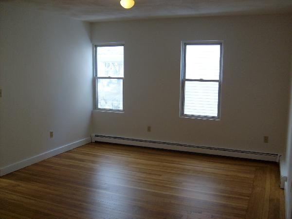 21 Medford St 1 - Photo 3 of 6