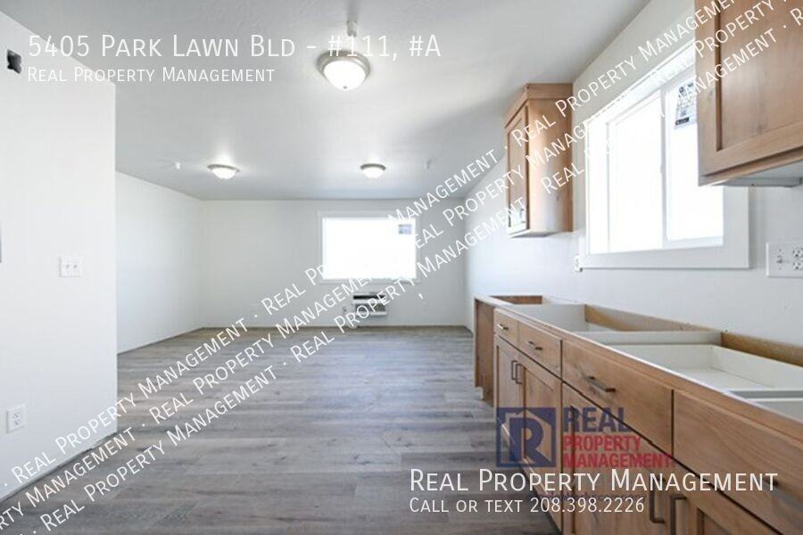 Park Lawn Ave #111A - Photo 5 of 13