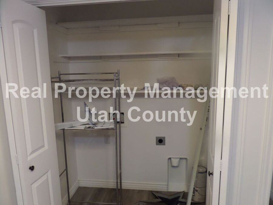 343 S 1000 W #204 - Photo 7 of 23