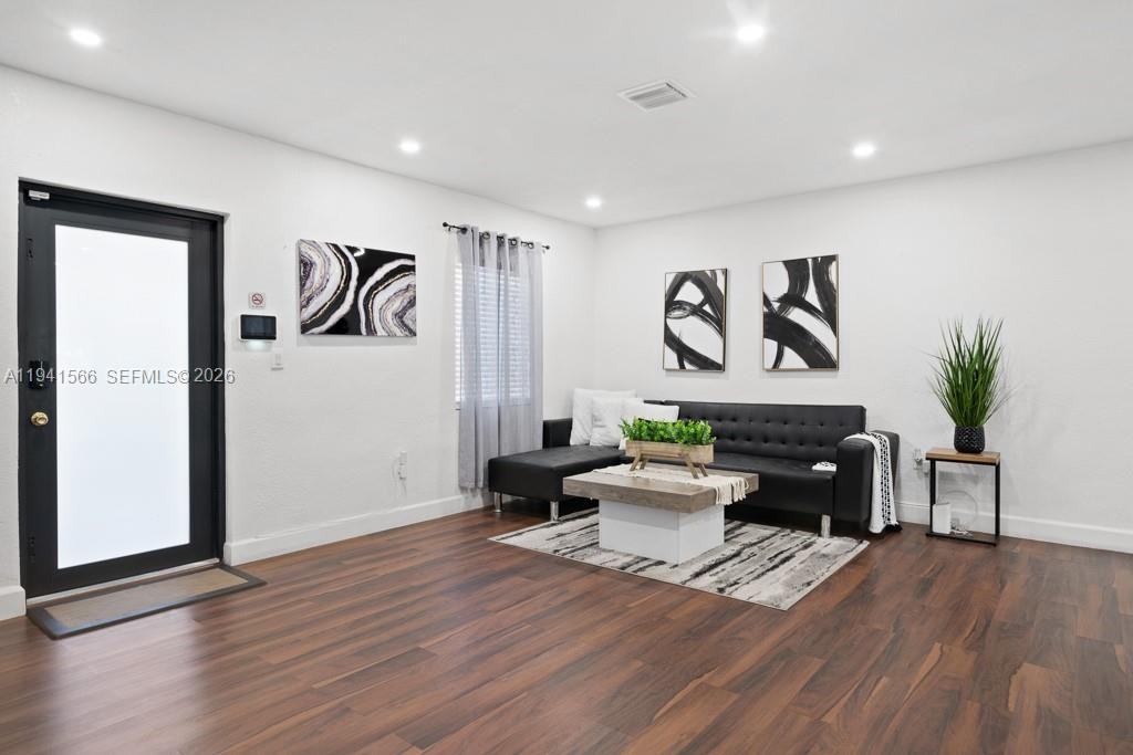 445 Sw 62nd Ct #NA - Photo 3 of 20