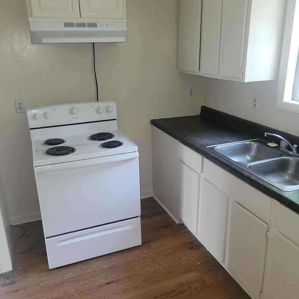 110 Arlington St #4-6 - Photo 4 of 16