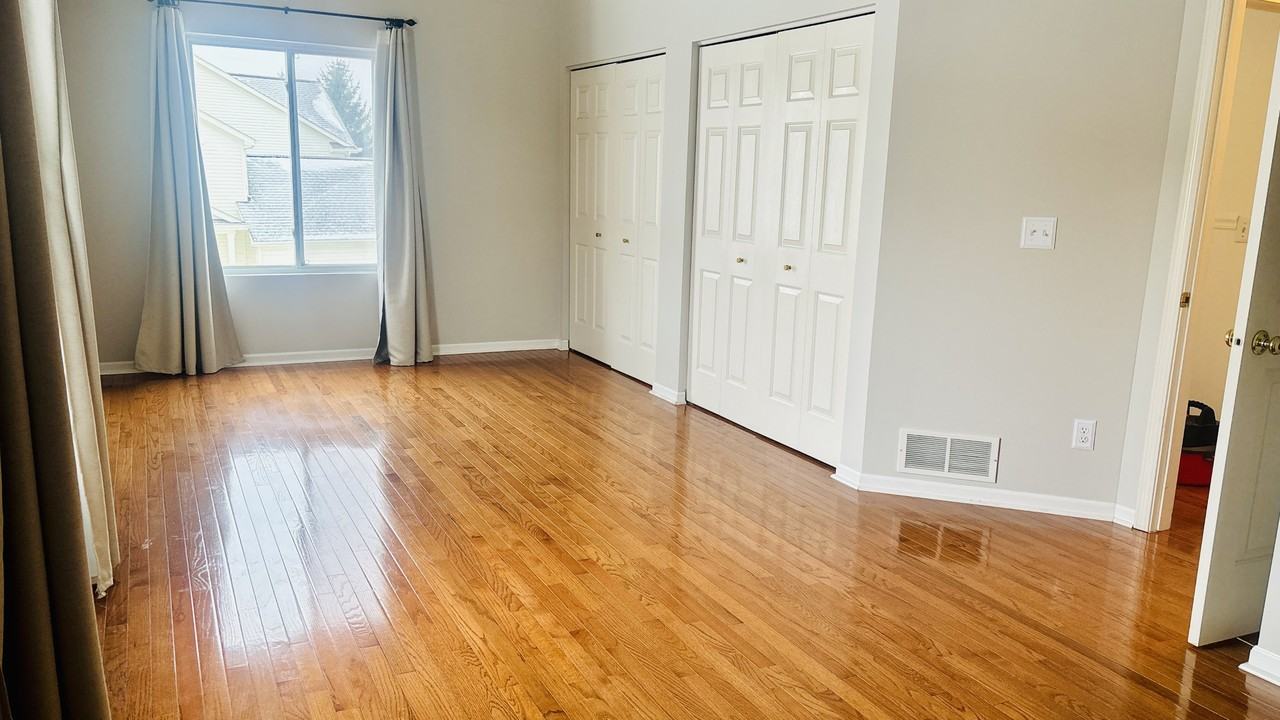 7253 Chucks Way #7253 - Photo 6 of 12