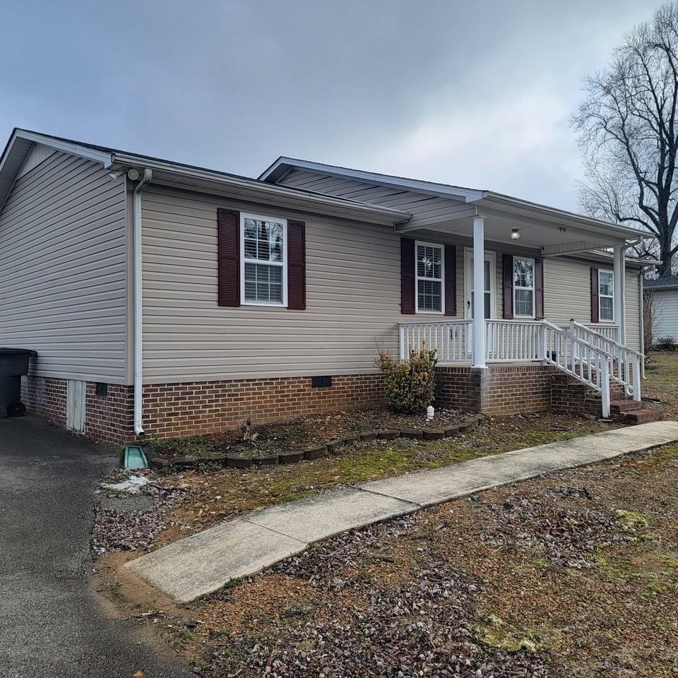 1616 Linda Ave #NA - Photo 2 of 17