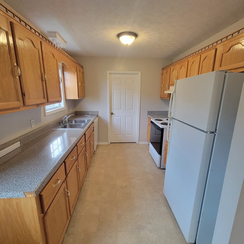 1616 Linda Ave #NA - Photo 5 of 17