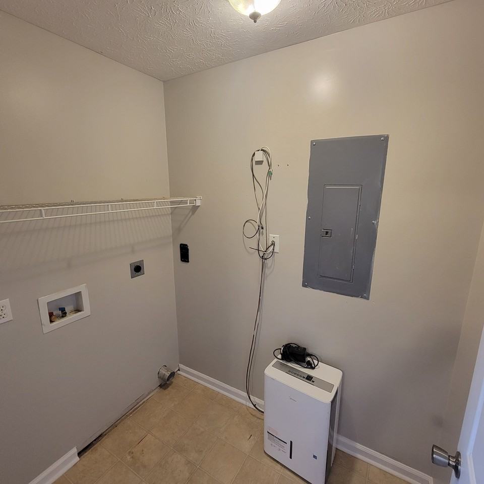 1616 Linda Ave #NA - Photo 7 of 17