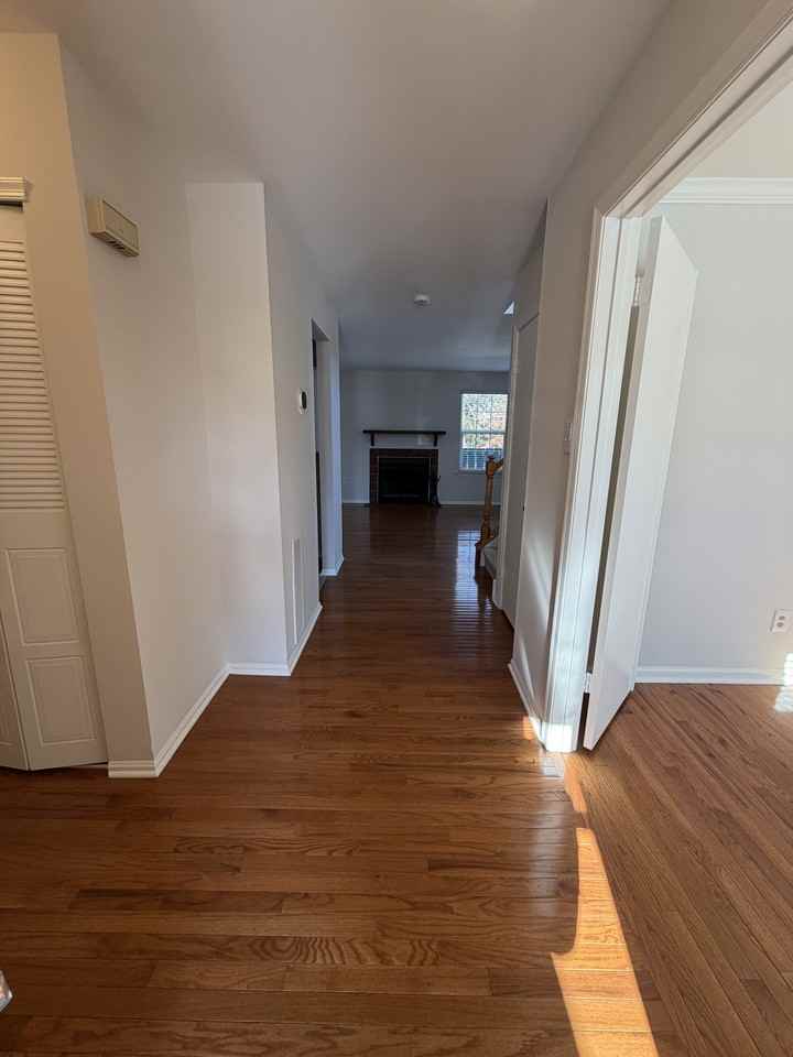 660 Bayberry Ln - Photo 2 of 27