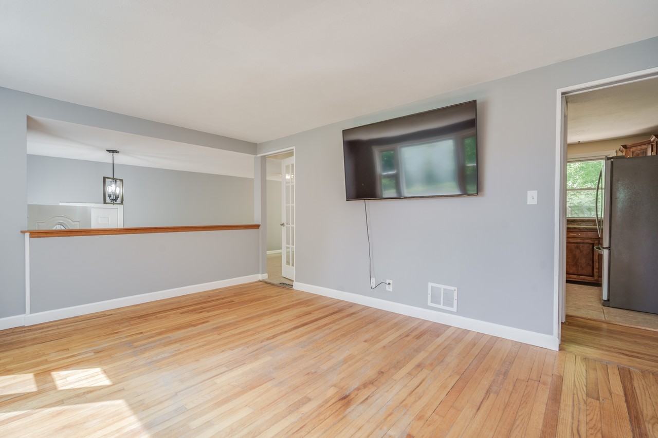 87 Courtney Dr #NA - Photo 7 of 21