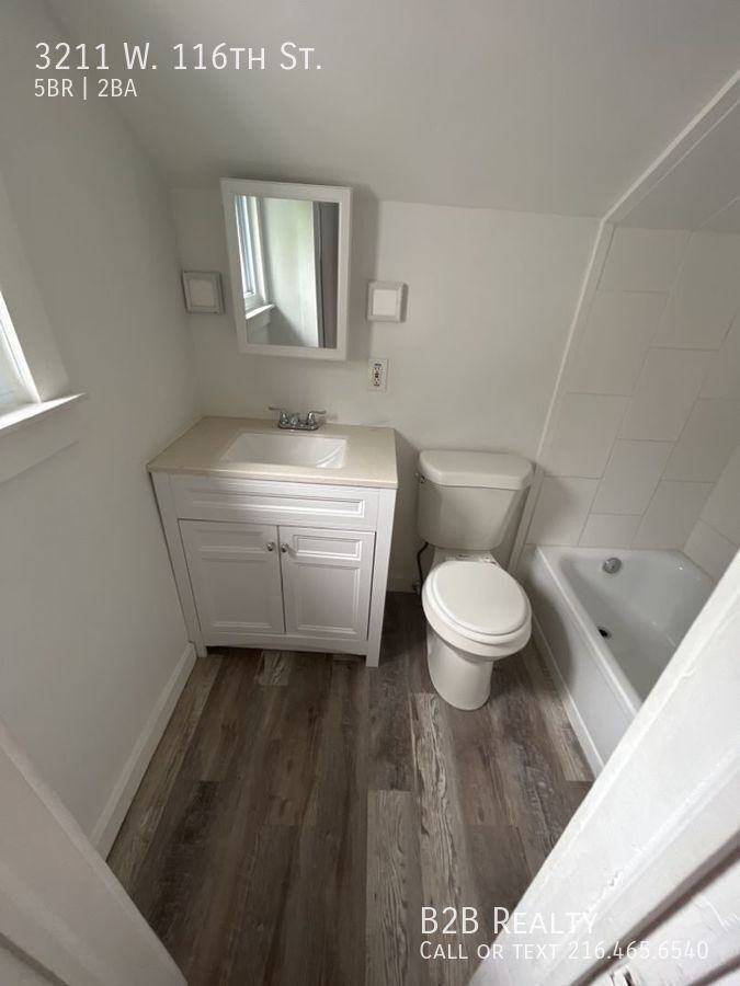 3211 W 116th St - Photo 6 of 41