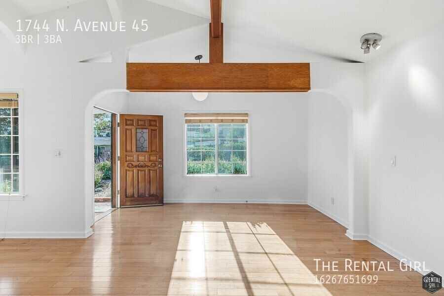 1744 N Avenue 45 - Photo 4 of 46