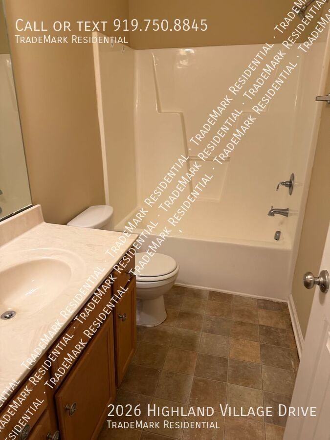 2026 Highland Village Dr - Photo 2 of 14