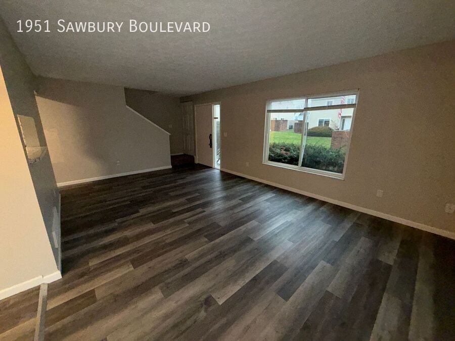 1951 Sawbury Blvd - Photo 4 of 27