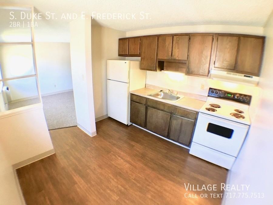 Duke & E. Frederick St. #B - Photo 2 of 26