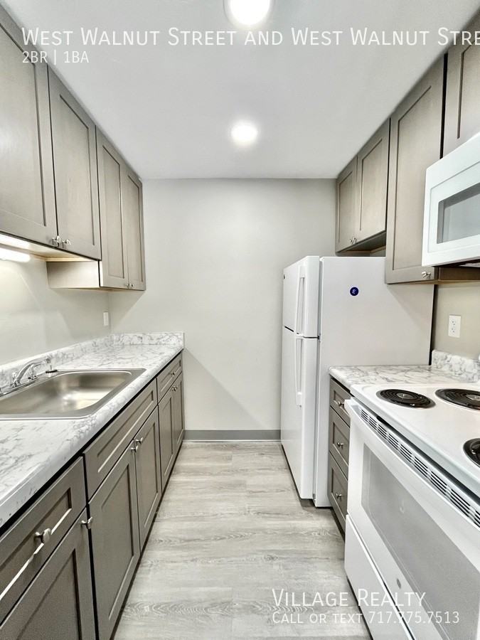 West Walnut Street & & West Walnut Street #222 - Photo 4 of 50