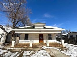 featured image of 2233 Sw 25th St
