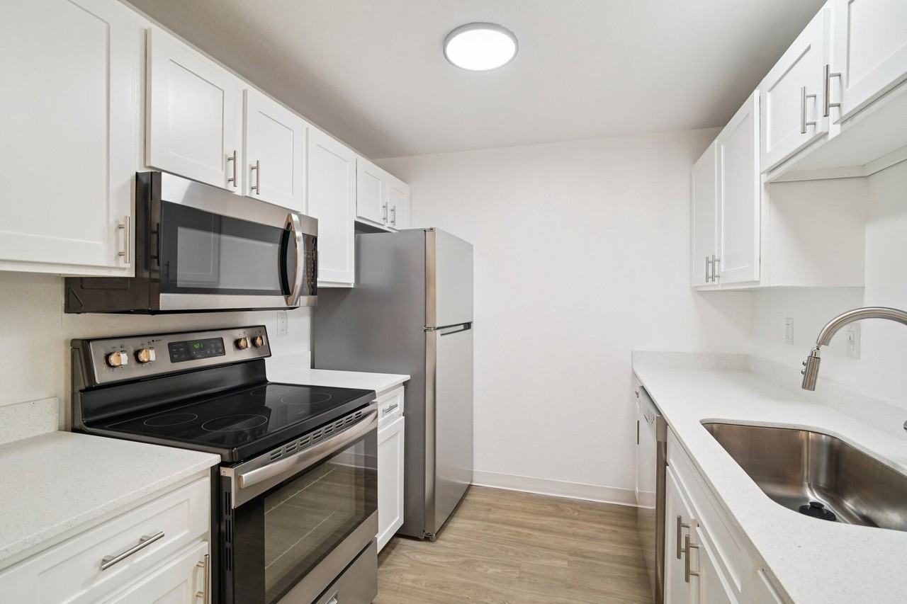 Plum Tree Park - Photo 2 of 27