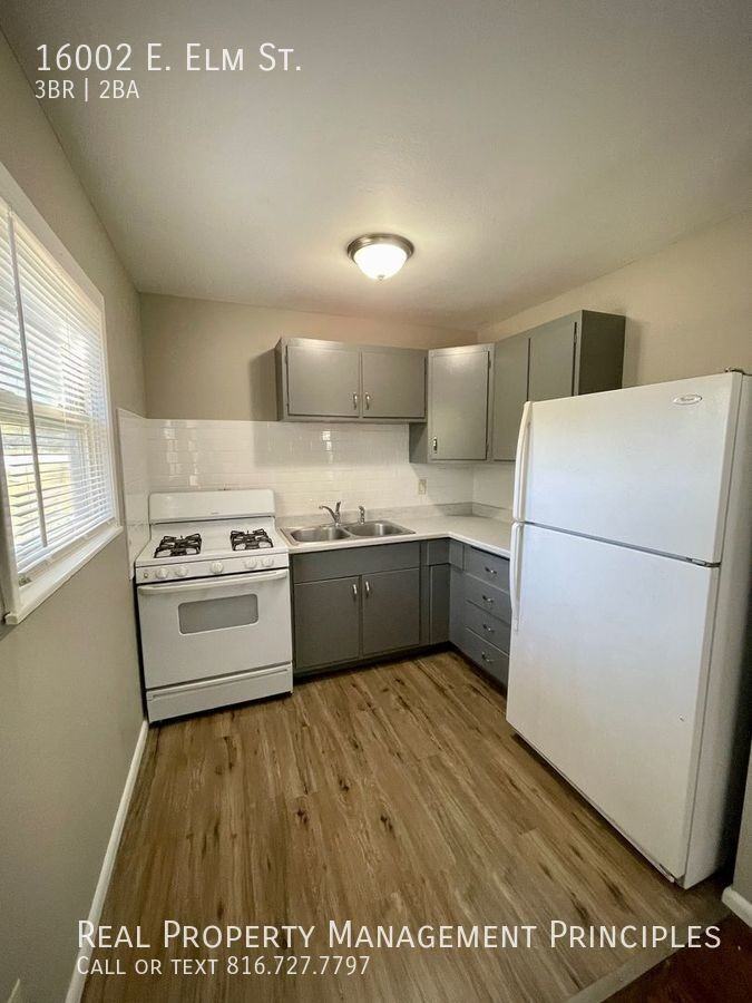 16002 E Elm St - Photo 4 of 13