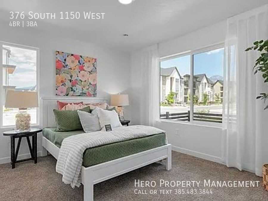 376 S 1150 W - Photo 3 of 21