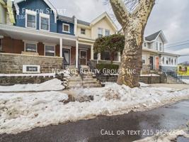 featured image of 32 S Fallon St