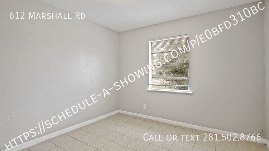 612 Marshall Rd - Photo 4 of 11