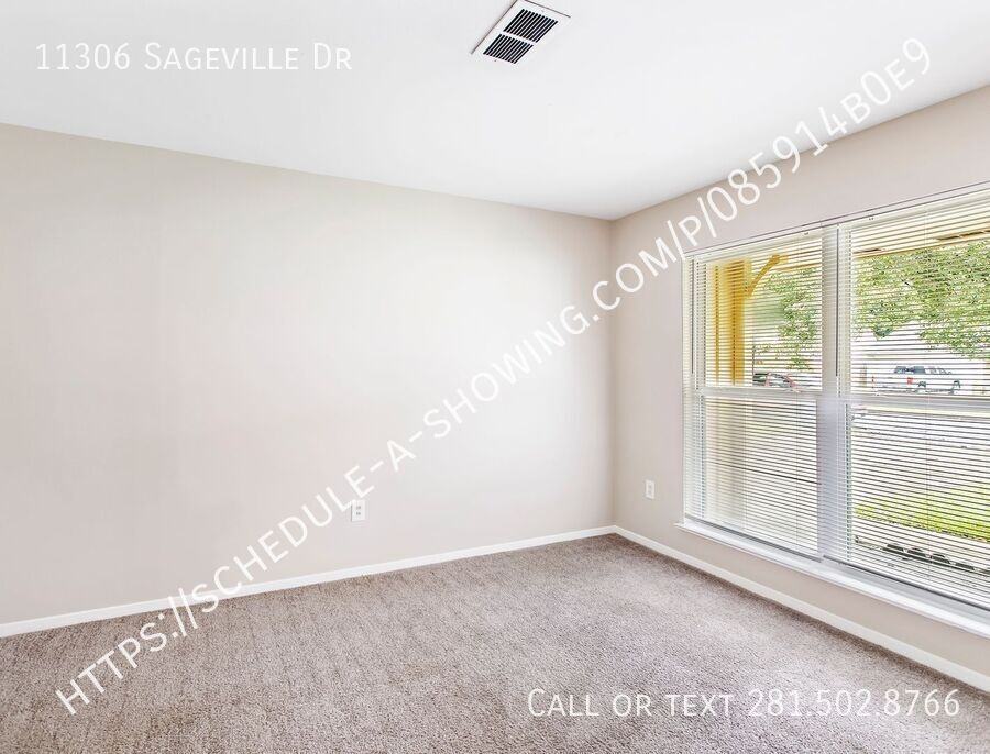 11306 Sageville Dr - Photo 4 of 18