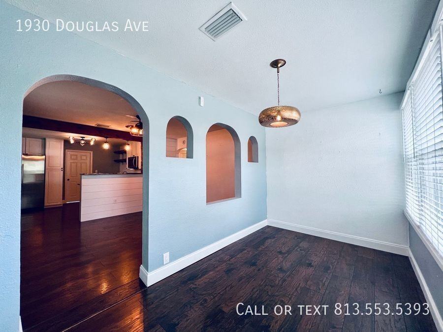 1930 Douglas Ave - Photo 4 of 32