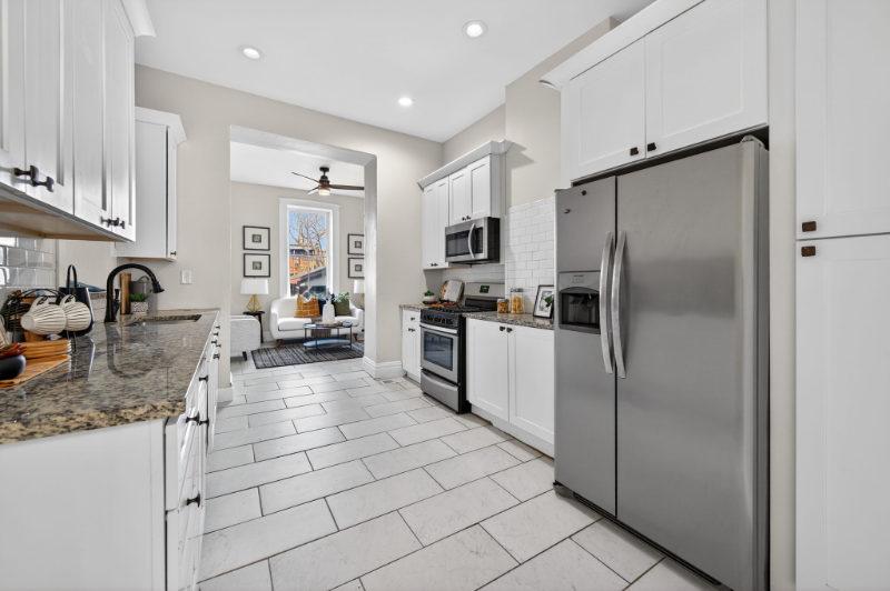 2811 Missouri Ave - Photo 3 of 20