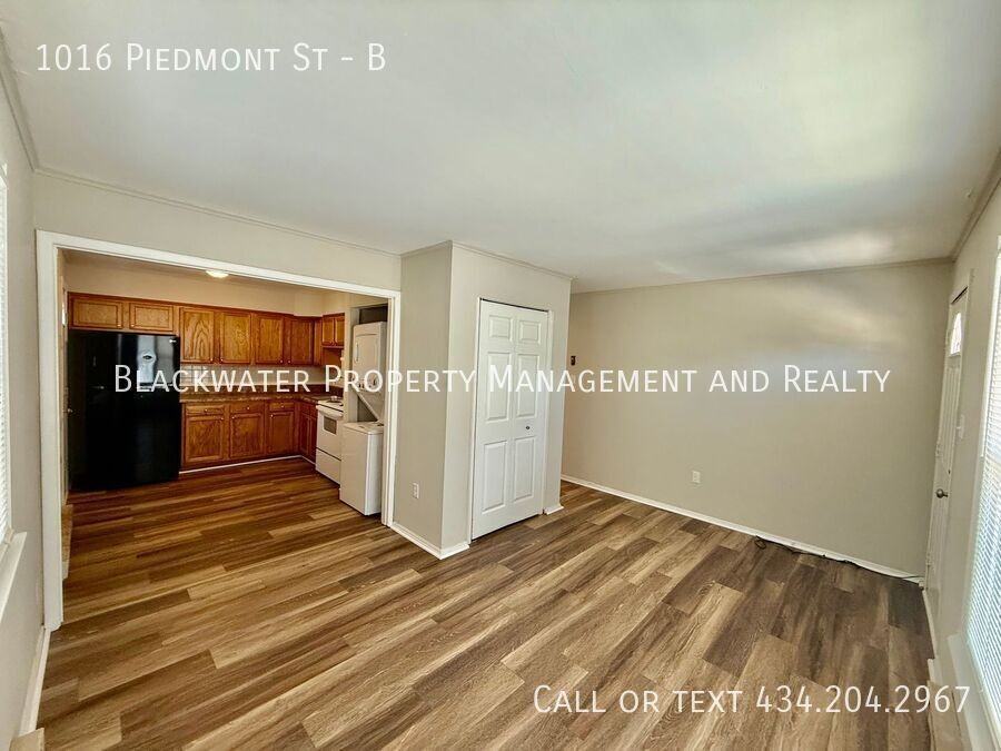 1016 Piedmont St #B - Photo 3 of 7