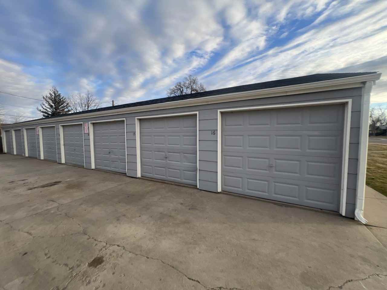 229 15th Street - Photo 2 of 13