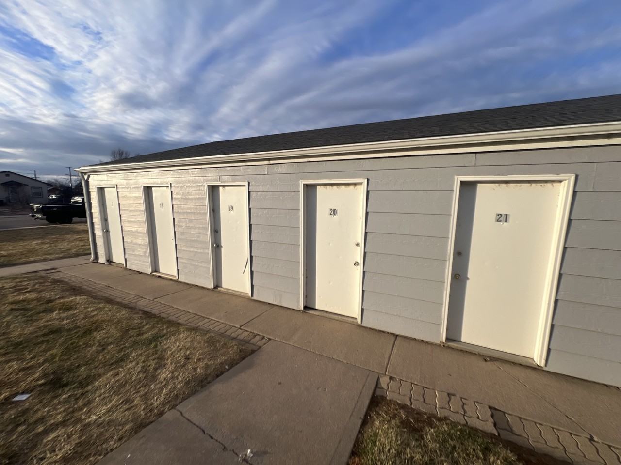 229 15th Street - Photo 4 of 13